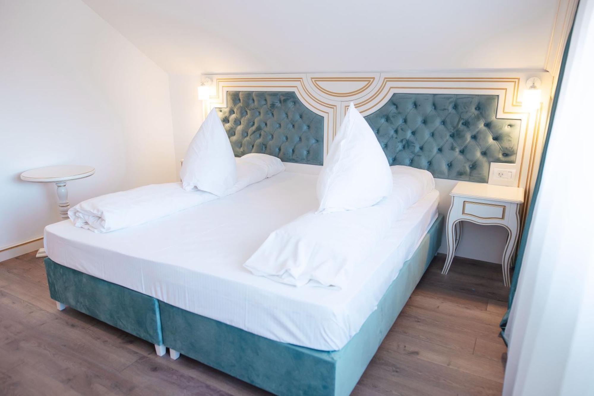 Hotel Miruna Simbata de Sus Ngoại thất bức ảnh